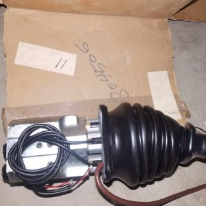 JOYSTICK DRILL 88551809 - JOYSTICK DRILL 88551809 - "FOR TAM-ROC DRILLING MACHINEMOD:PANTERA-900,ENG. CAT3126TASRL# 102-T-4517-1, YEAR:2002"