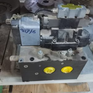 BLOCK COMPLETE ITEM 100 - BLOCK COMPLETE ITEM 100 - W/PRESSURE VALVE ITEM 123W/CONTINUOUS DISTRUBUTINGVALVE ITEM 124 W/CENTRAL PLUGIN CONNECTION ITEM 124.0 W/PRESSURE VALVE ITEM 130